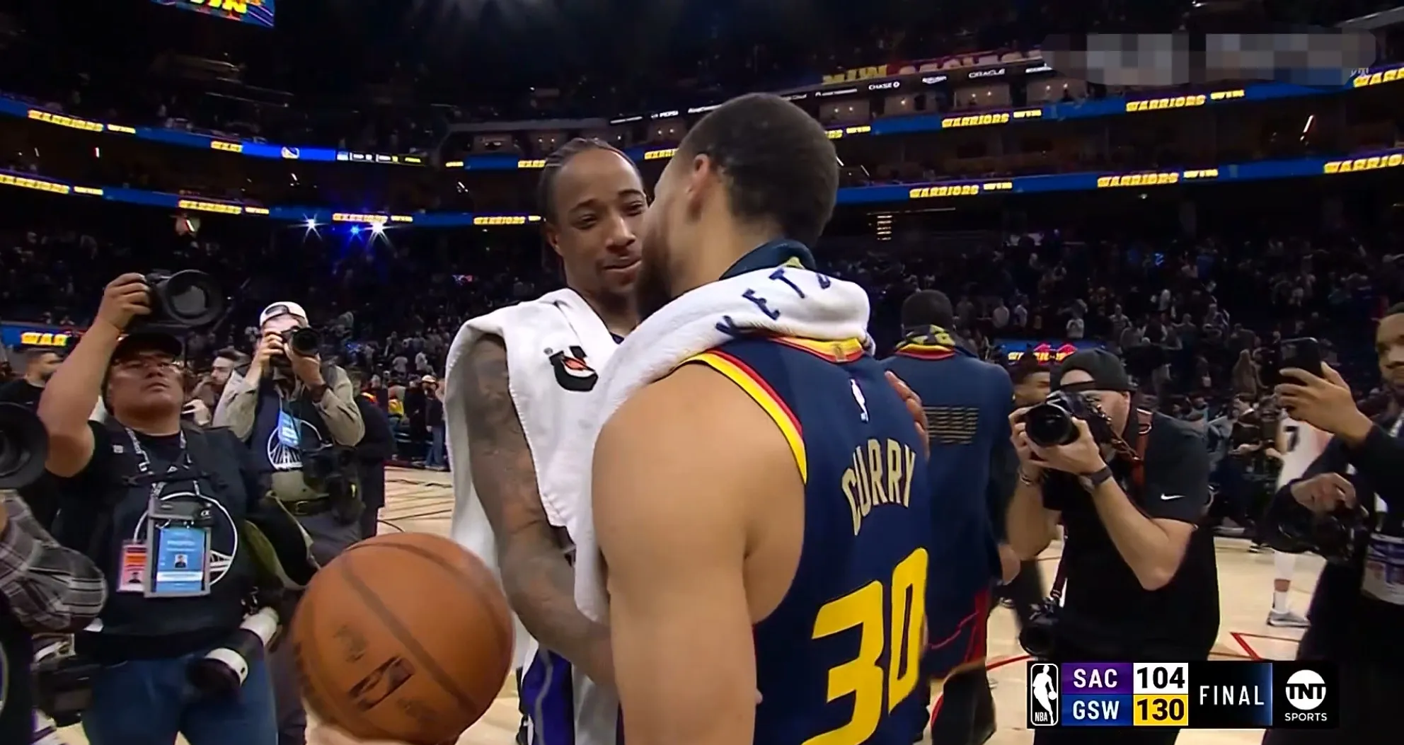 库里重要时刻表现优异，皇家马德里带队取胜！